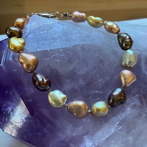 Handmade Petit Papillon Multicolor Pearl Bracelet